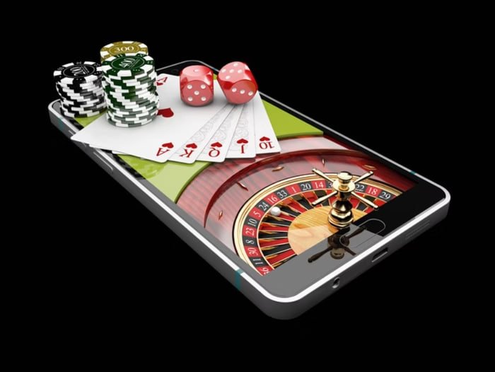 Live dealer table with professional stream setup and clear card visibility